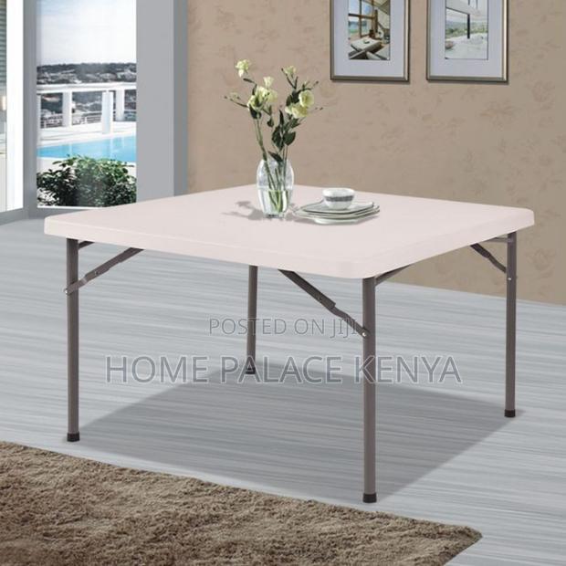 Camping Table; Outdoor Foldable Table for Camping, Picnics and Travel