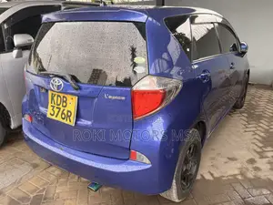 Toyota Ractis 2014 Blue