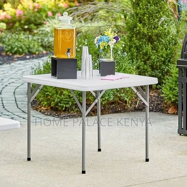 Camping Table; Outdoor Foldable Table for Camping, Picnics and Travel