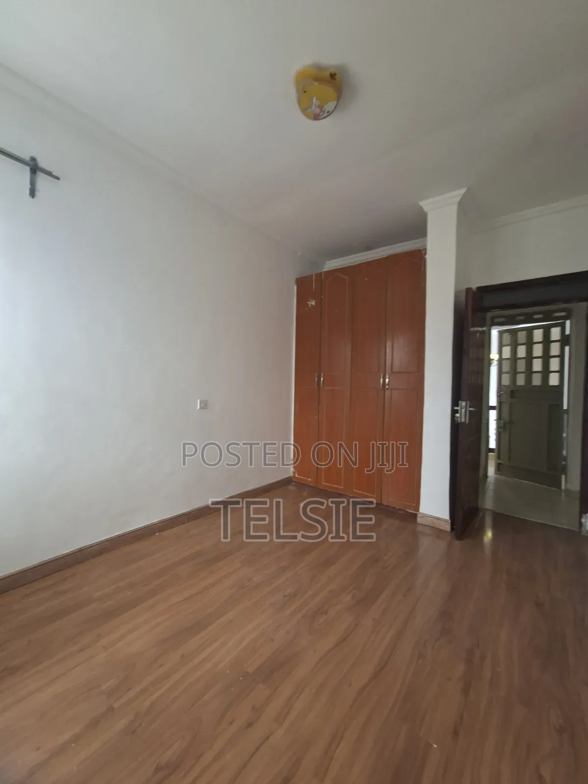 4bdrm Maisonette in Mwananchi, Gateway Mall Area for rent