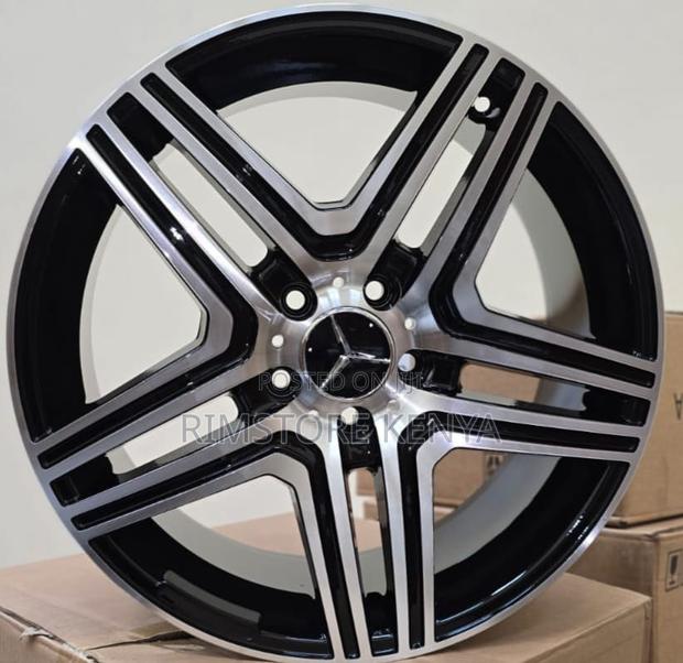 Size 18 Mercedes-Benz, Black Silver, Full Set
