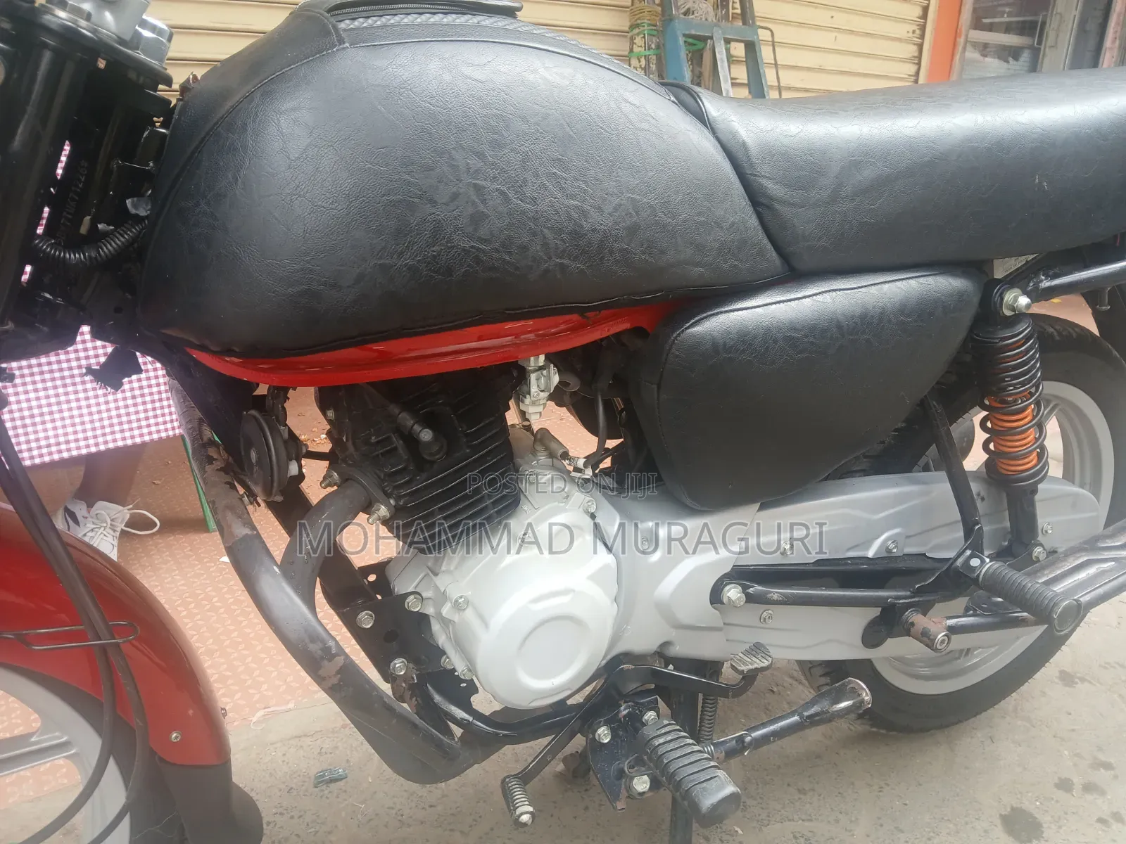 Bajaj Boxer 125 2025 Red