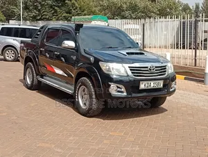 Toyota Hilux 3.0 D-4D 4x4 2013 Black