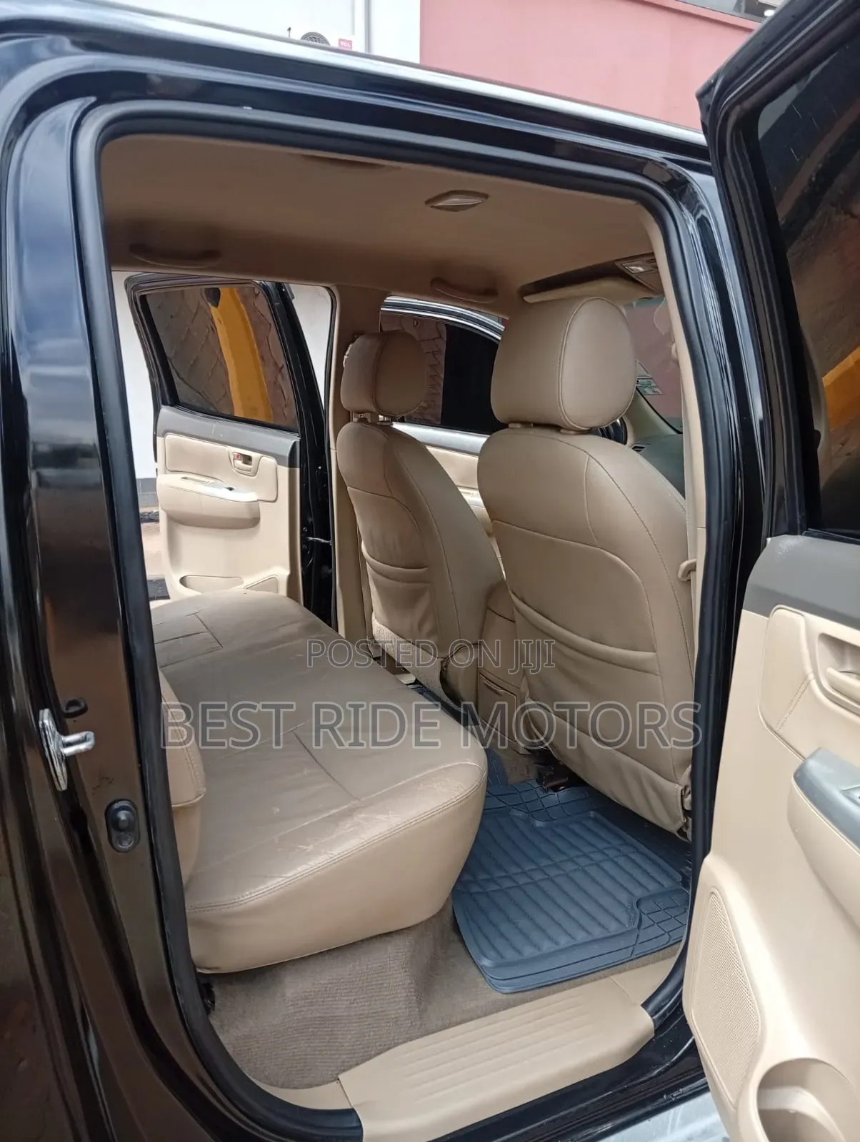 Toyota Hilux 3.0 D-4D 4x4 2013 Black