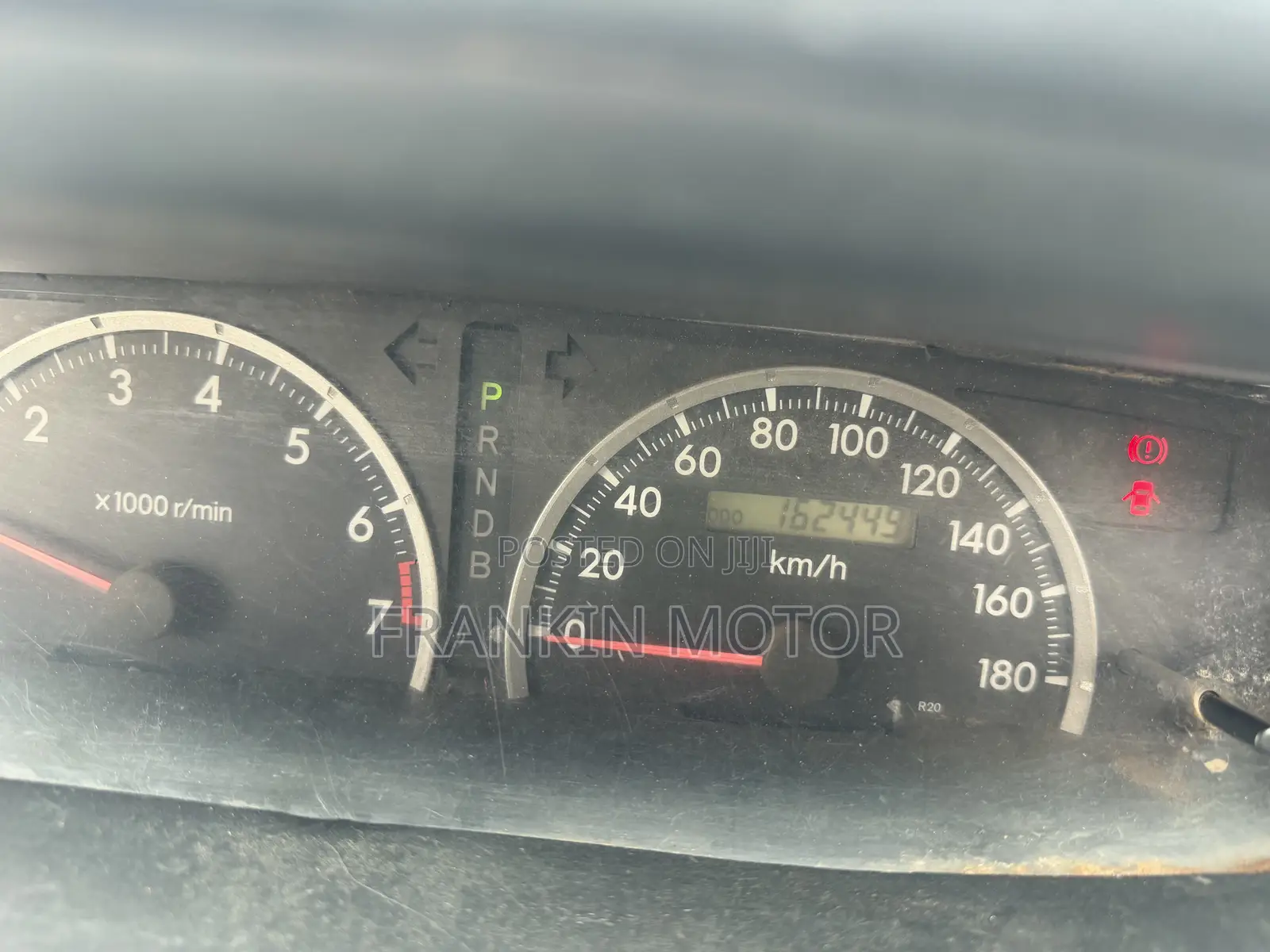 Toyota Noah 2.0 143hp FWD (7 Seater) 2007 Silver