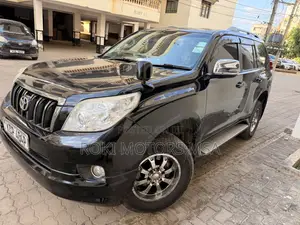 Toyota Land Cruiser Prado 2013 Black