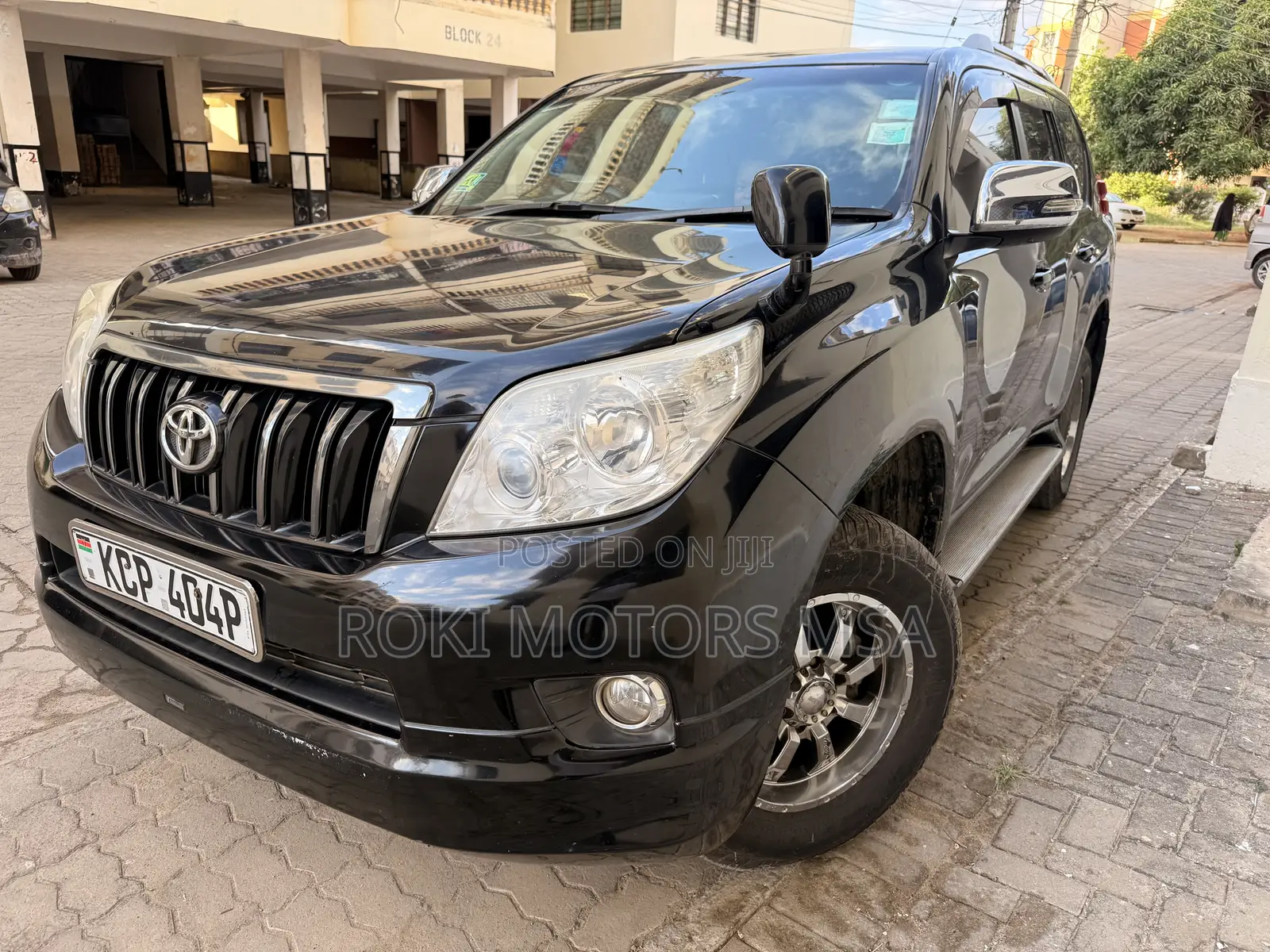 Toyota Land Cruiser Prado 2013 Black