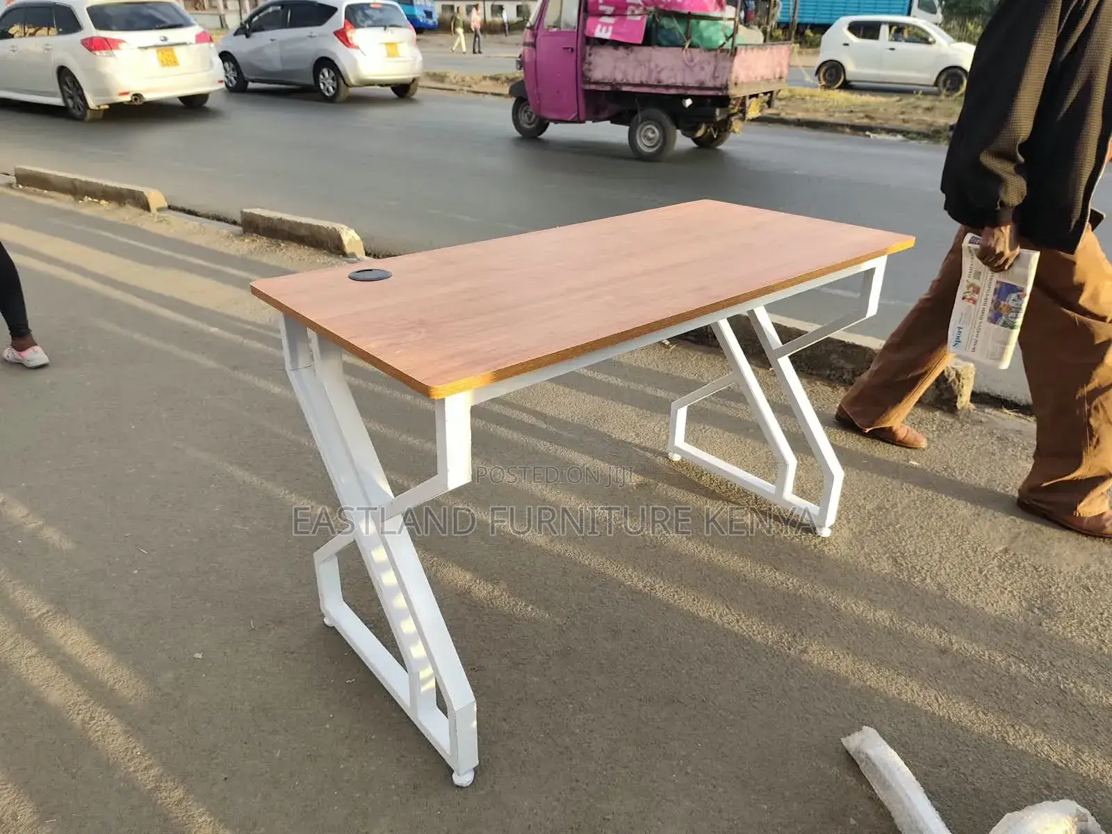 Frame Office Desk