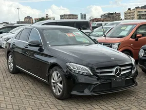 Mercedes-Benz C180 2020 Black