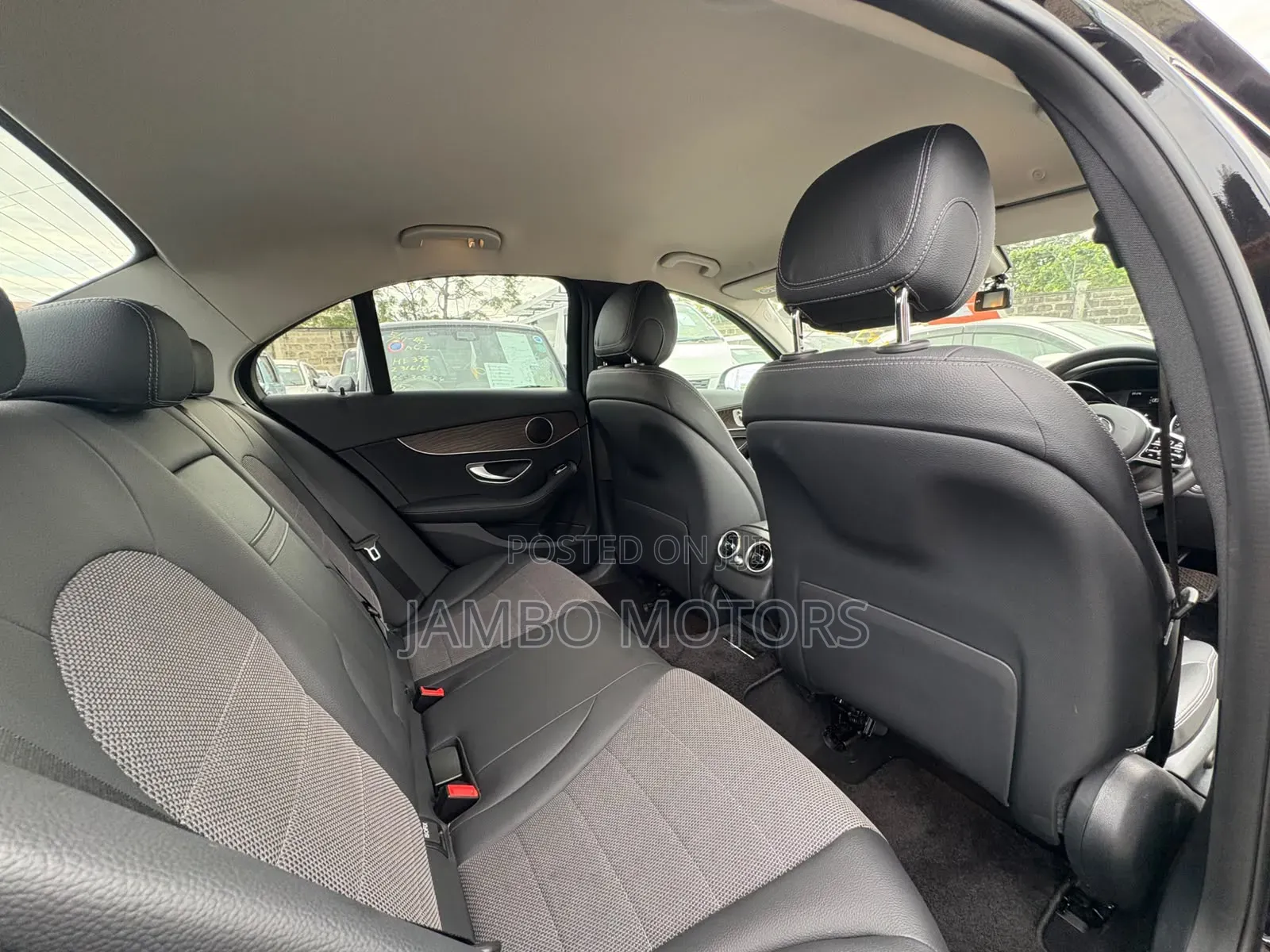 Mercedes-Benz C180 2020 Black
