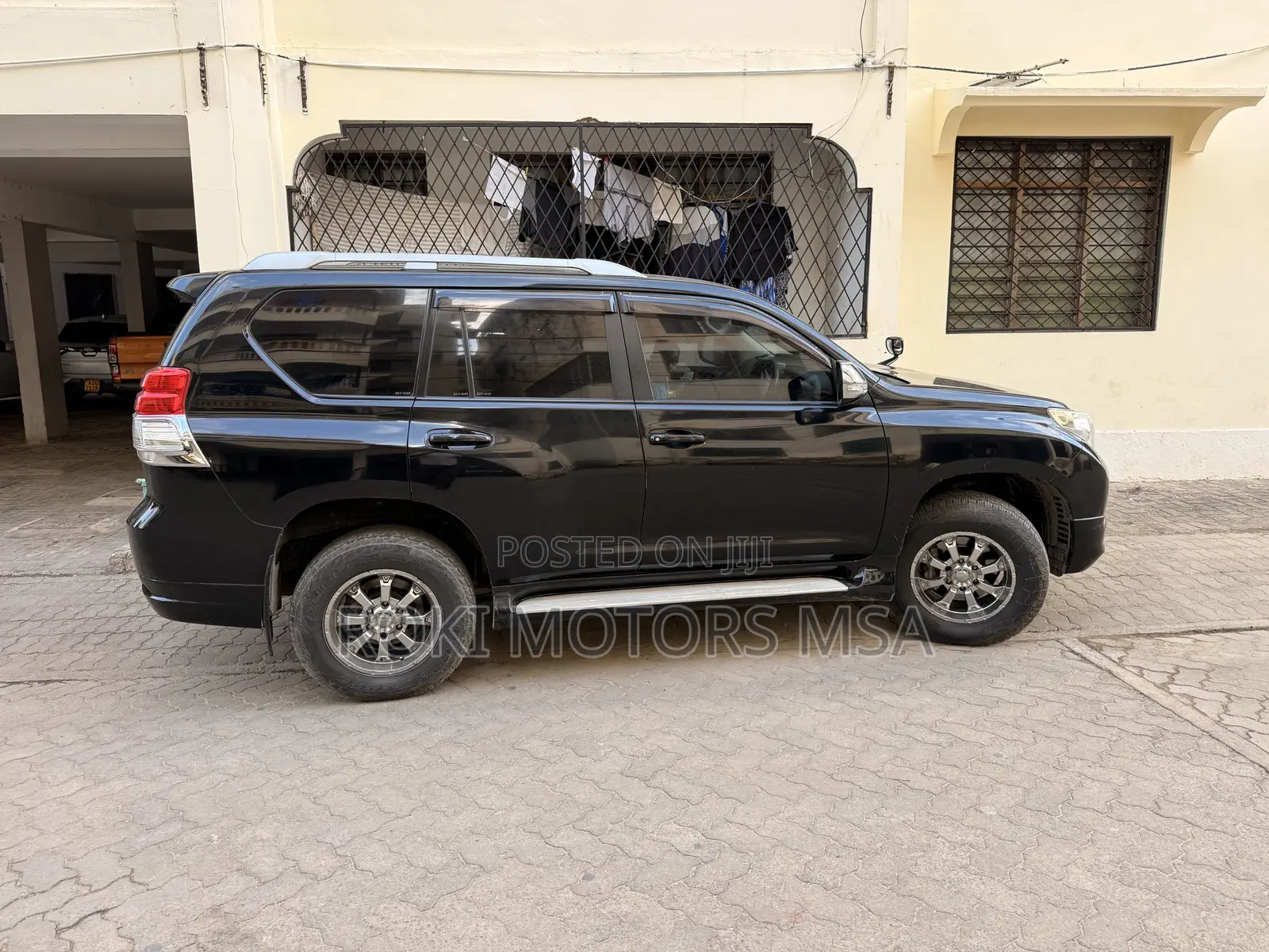 Toyota Land Cruiser Prado 2013 Black
