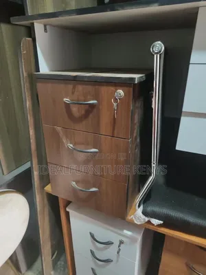 Movable Pedestal Office Desk