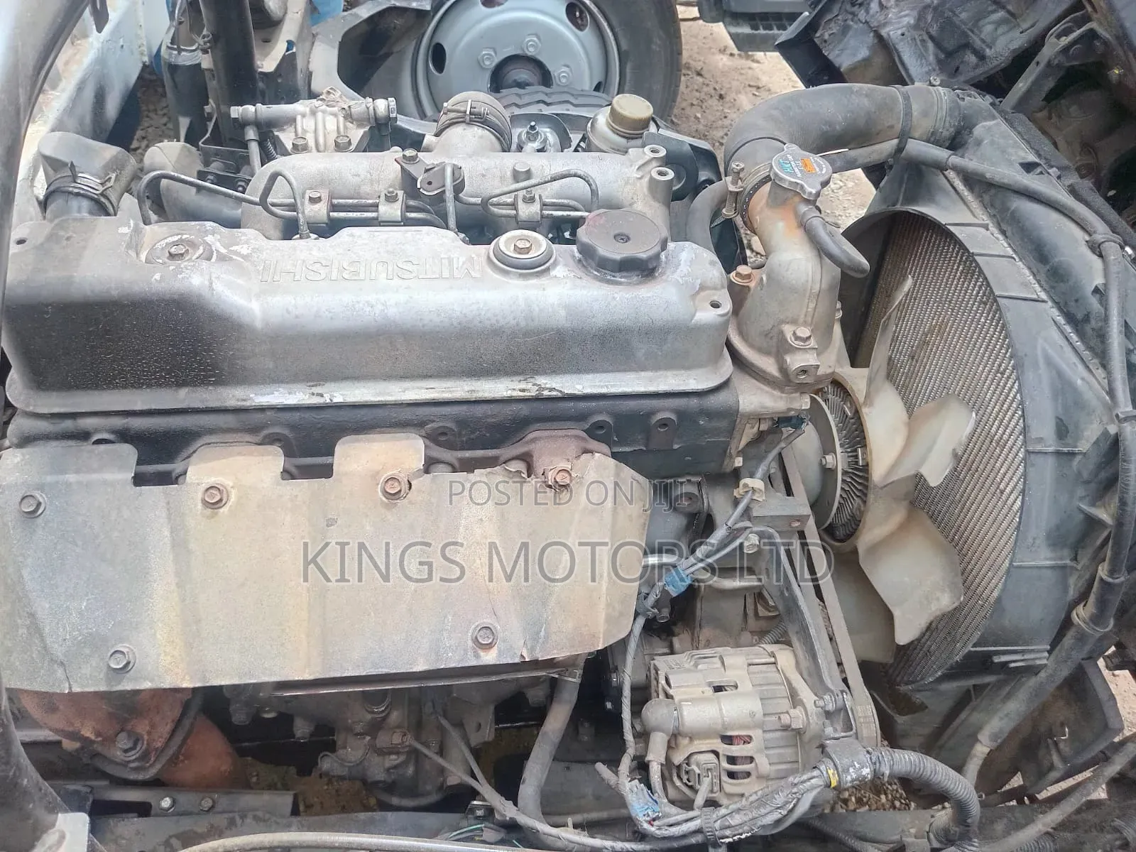 Mitsubishi Canter Fe71 2015 White