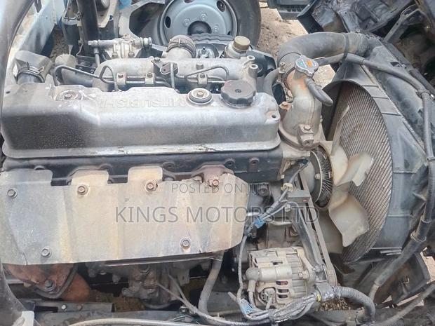 Mitsubishi Canter Fe71 2015 White - thumbnail 8
