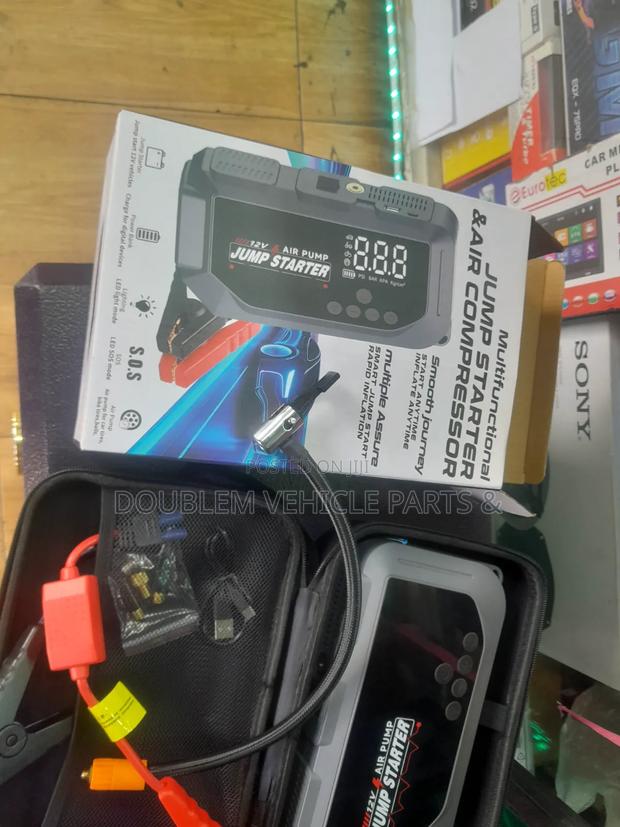 Multi-Function Jump Starter and Air Compressor/Air Pump 120,000mAh - thumbnail 4