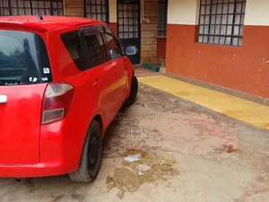 Toyota Ractis 2006 Red
