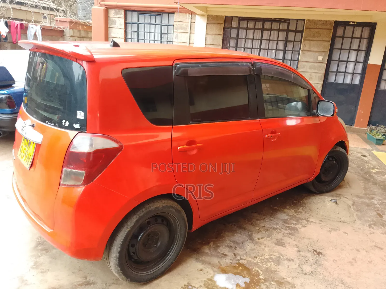 Toyota Ractis 2006 Red