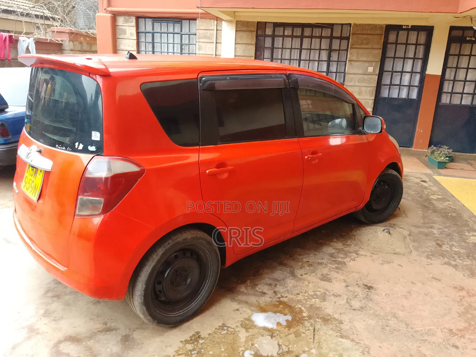 Toyota Ractis 2006 Red
