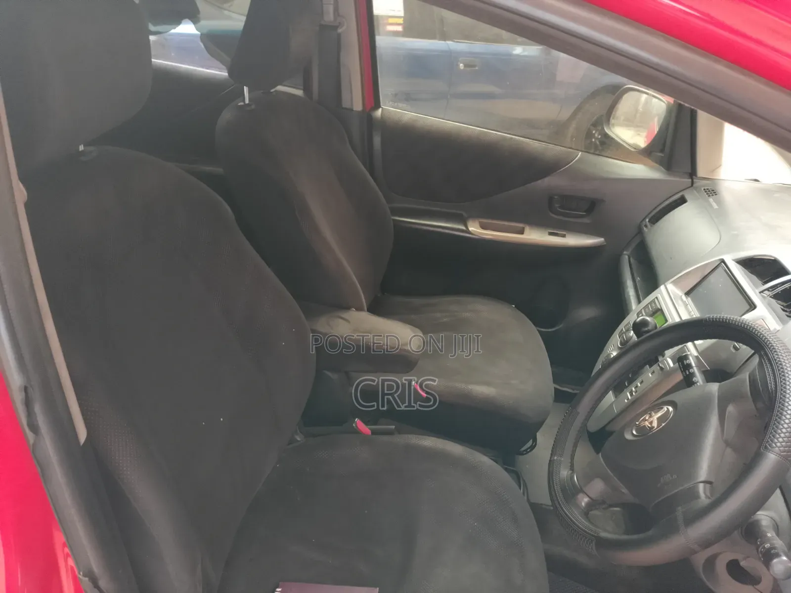 Toyota Ractis 2006 Red