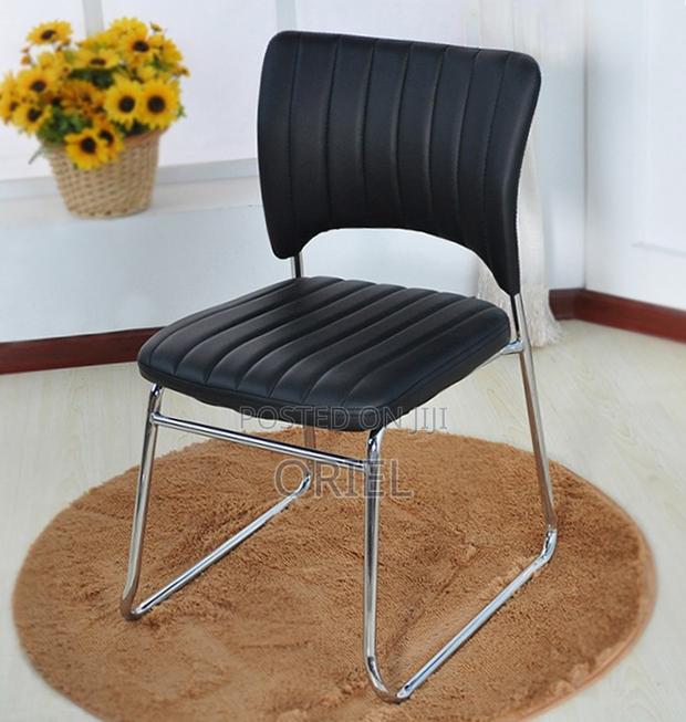 Office Waiting Chair : Stackable Visitor Chair