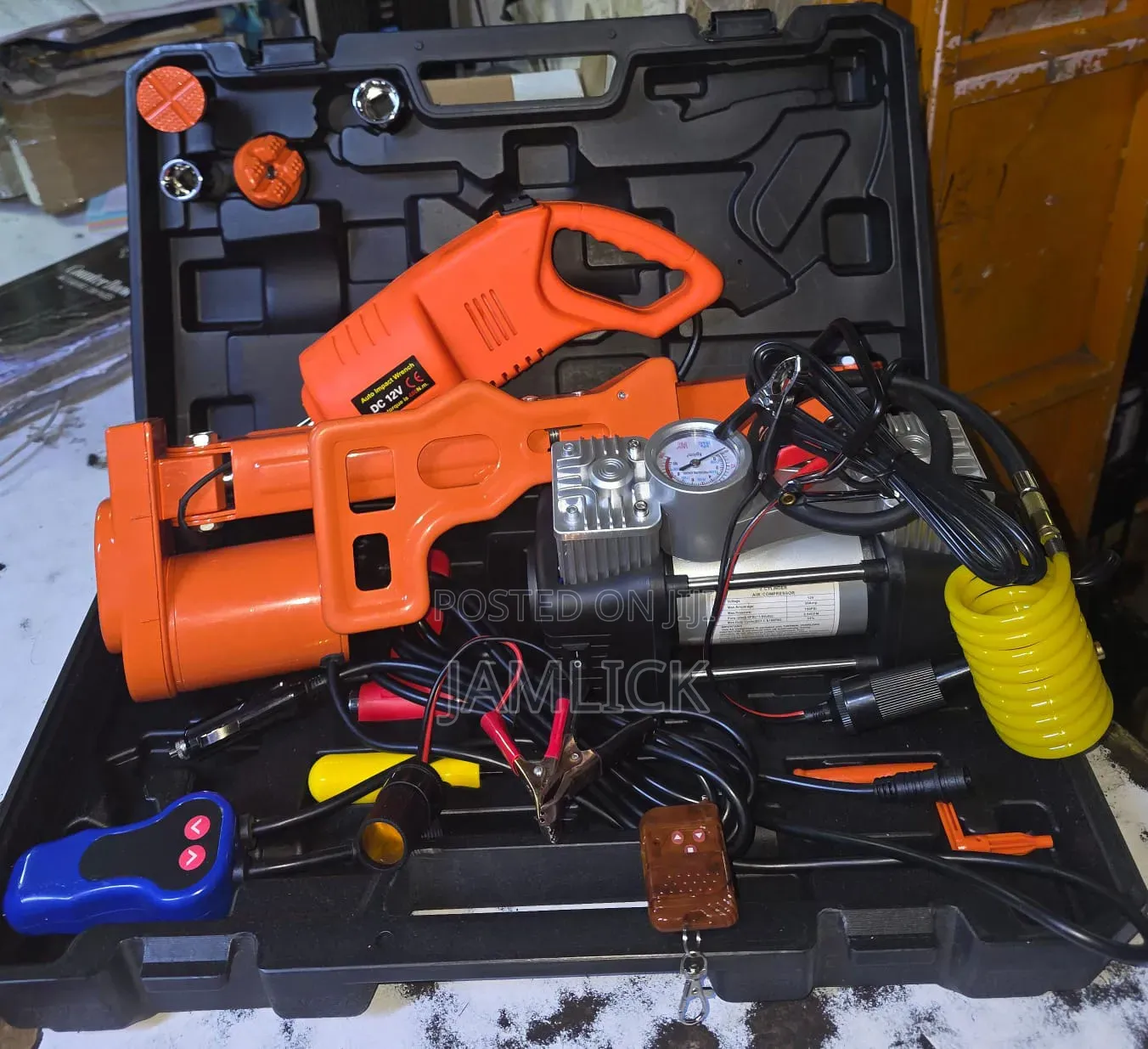 Electric Car Jack With 2-Cylinder Air Compressor - Jm