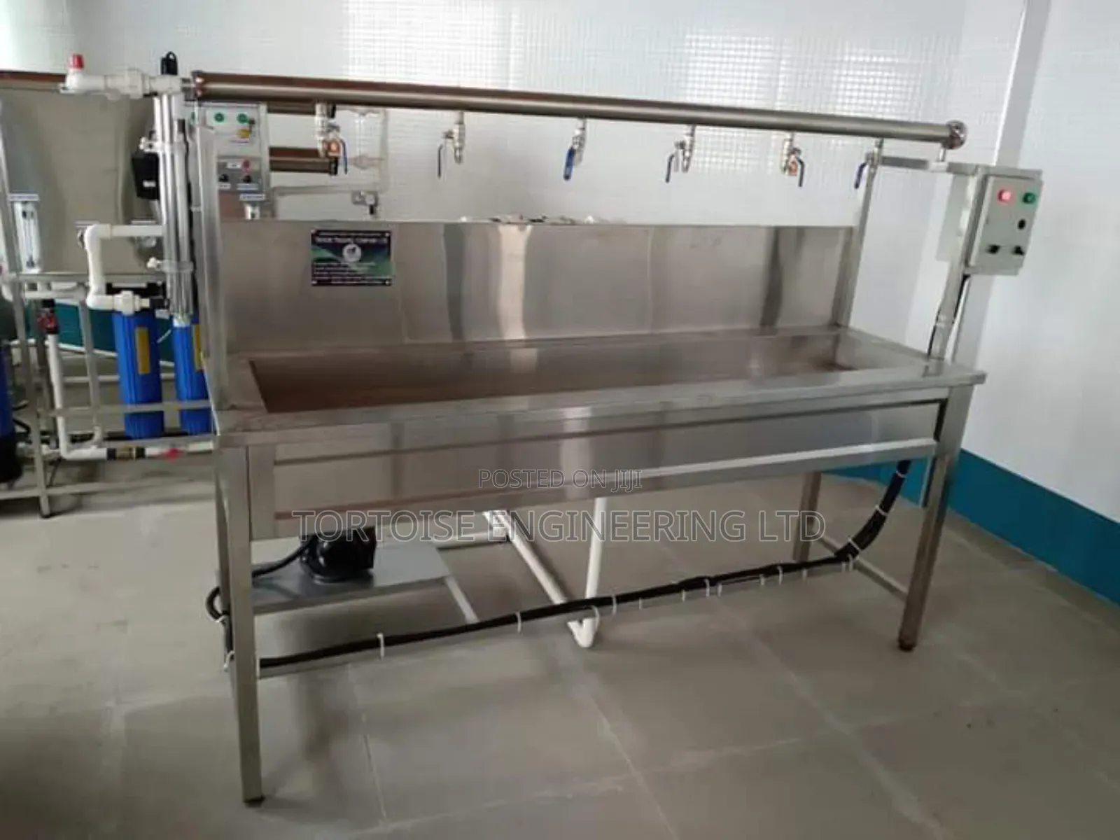 Stainless Steel Water Refilling Station With 5 Taps