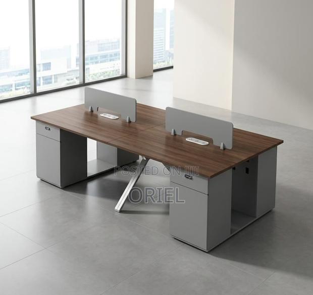 4 Person Staff Desk Workstation : Staff Office Working Desk