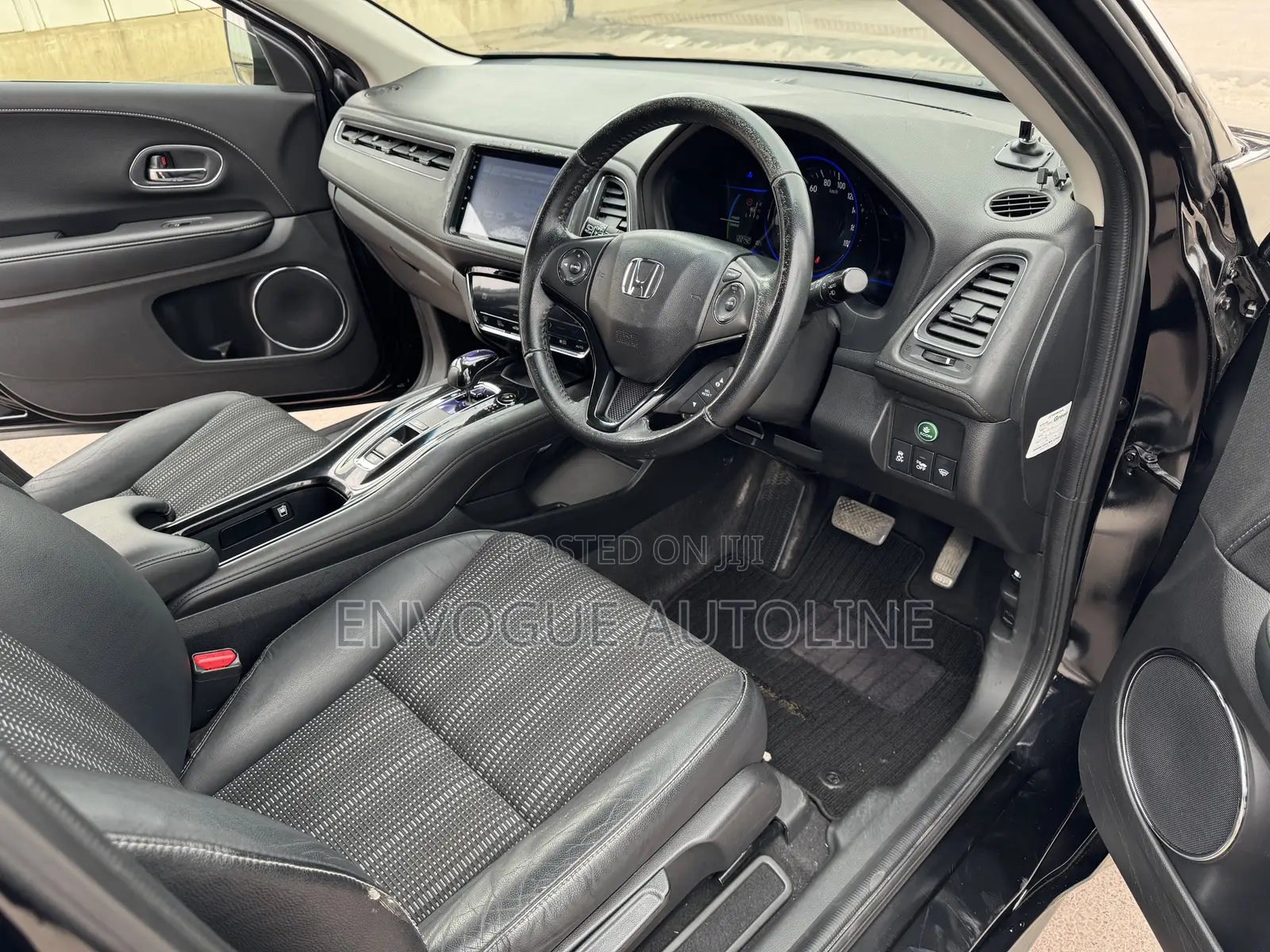 Honda Vezel 2015 Black