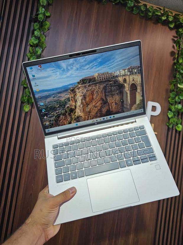 Laptop HP EliteBook 645 G9 16GB AMD Ryzen 7 SSD 512GB