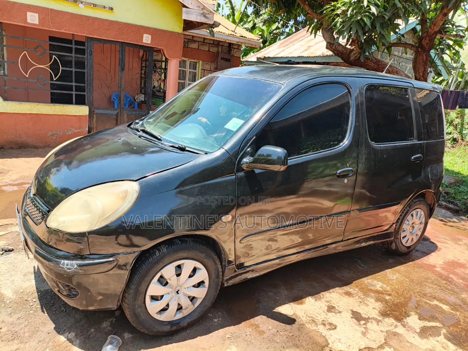Toyota Fun Cargo 2003 Black