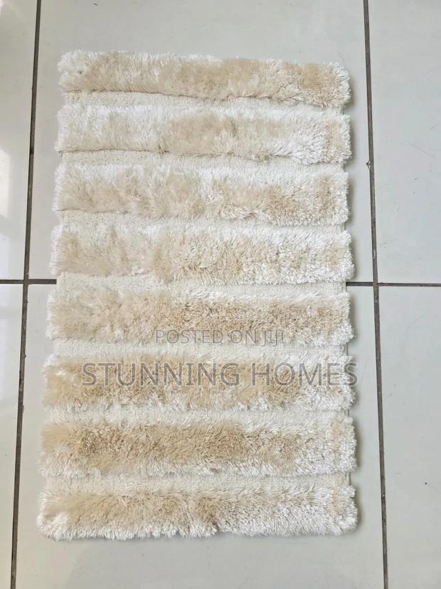 Tufted Microfibre Bathroom Mats - thumbnail 6