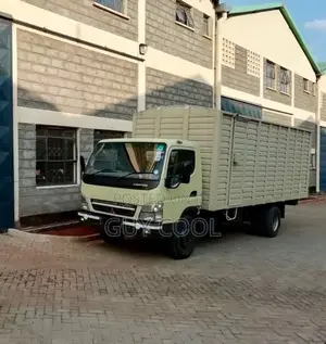 Mitsubishi FE85 Canter 2006 Beige