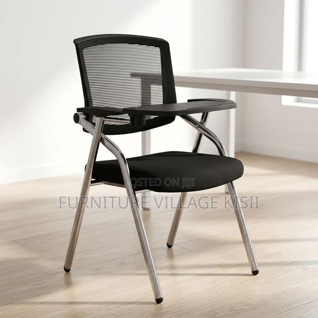 Foldable Chair With Writing Pad - thumbnail 4
