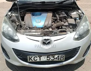 Mazda Demio 2012