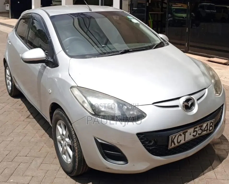 Mazda Demio 2012