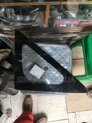 Honda Fit 2014-2019 Quarter Glass