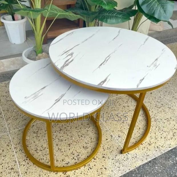 2-in-1 Round White Marble-Effect Nesting Coffee Table Set - thumbnail 2