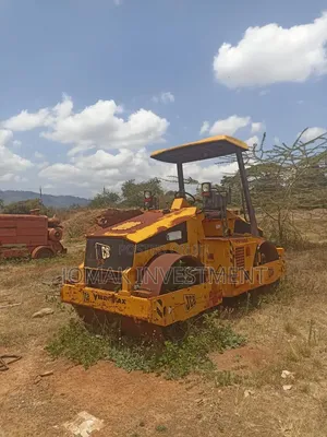 Pneumatic Roller for Hire