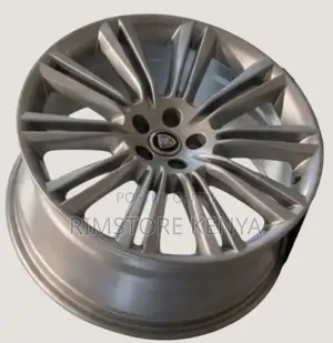 Size 20 Rangerover Evoque, Silver, Full Set.