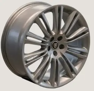 Size 20 Rangerover Evoque, Silver, Full Set.