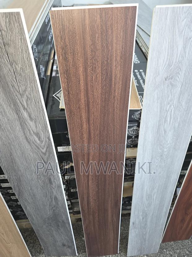 SPC Click Flooring 100% Waterproof - thumbnail 6