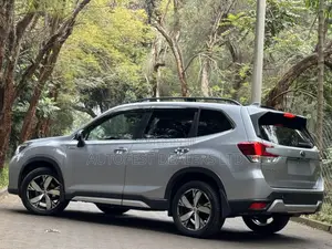 Subaru Forester Sport AWD 2019 Silver
