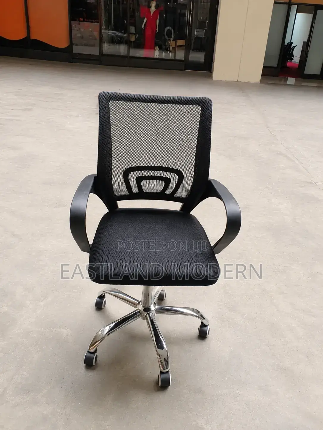 Ergonomic Mesh Office Chair With Armrests Chrome Base