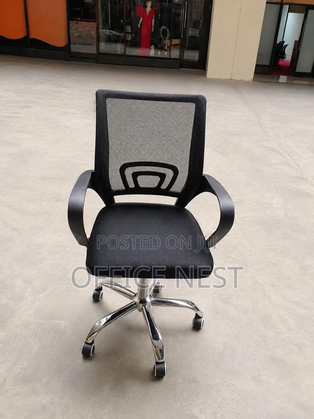 Ergonomic Mesh Office Chair With Armrests Chrome Base - thumbnail 5