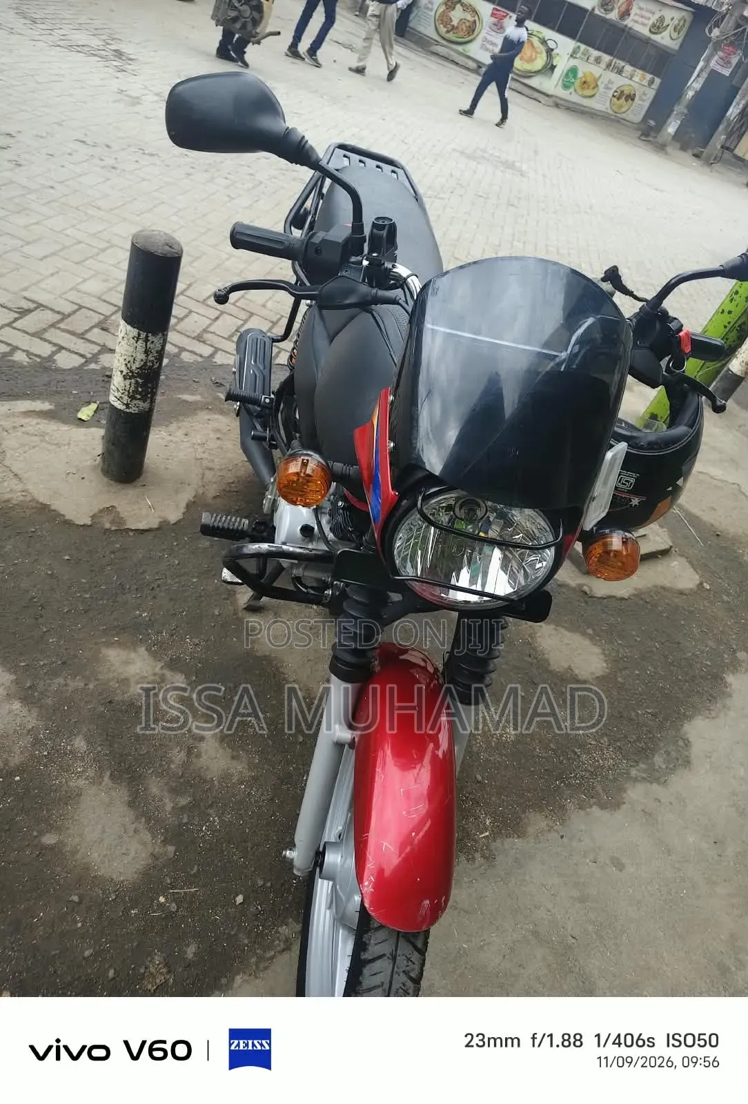 Bajaj Boxer 125 2026 Red