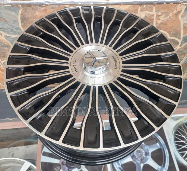 Size 20 Mercedes-Benz, Black Silver, Full Set.