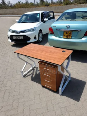Mobile Desk With Storage Drawers