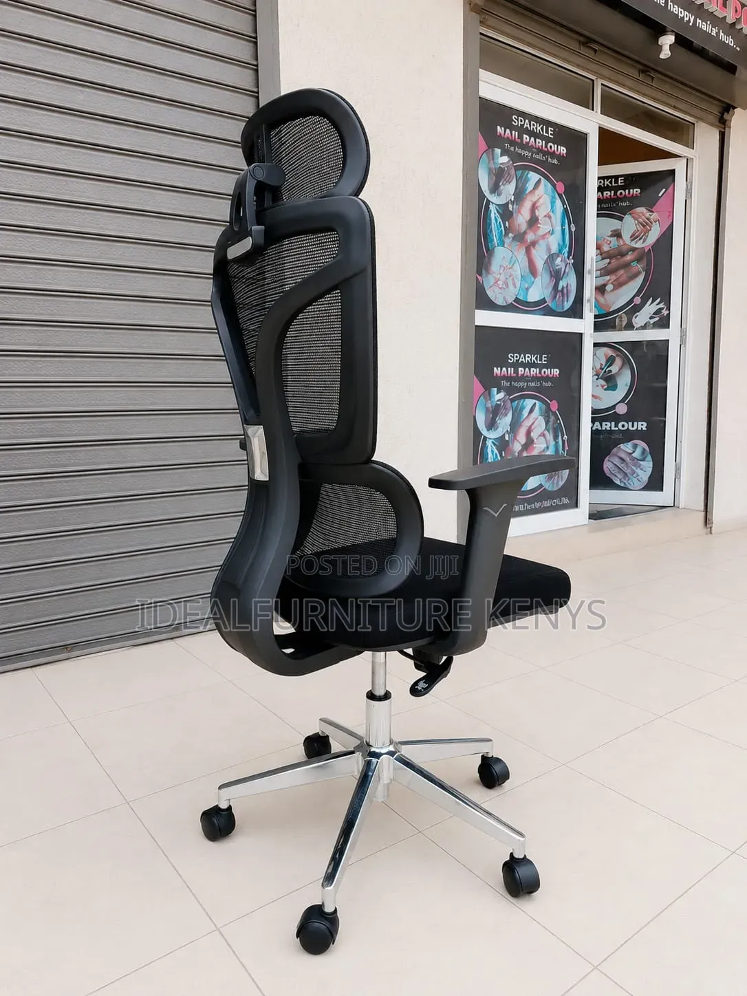 Black Mesh Office Chair