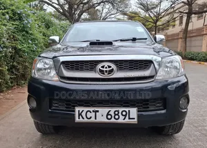 Toyota Hilux 2011 Black