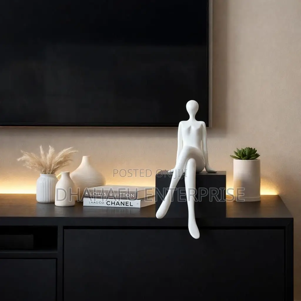 Elegant Abstract Lady Ceramic Sculpture – Modern Home Decor Accent”